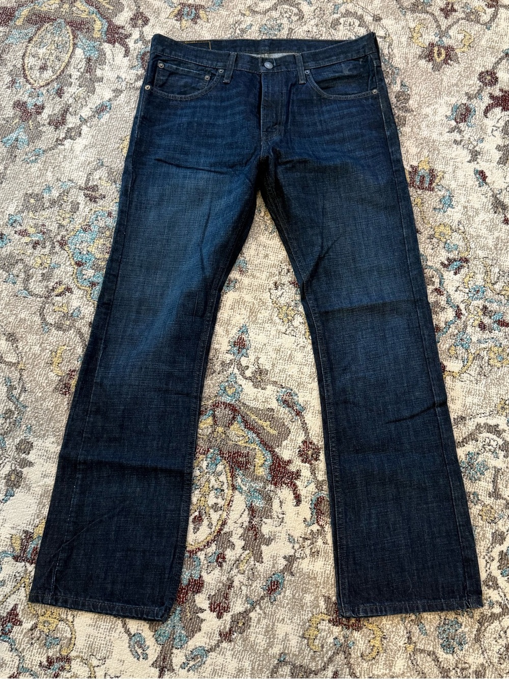 Levi’s 527 jeans size 34x32 with rare blank red tag.